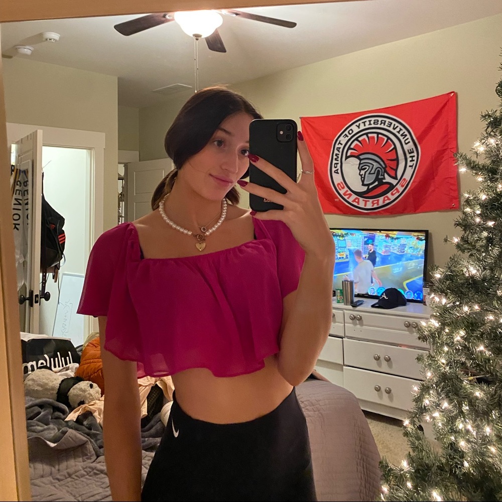Miss Avenue cropped top